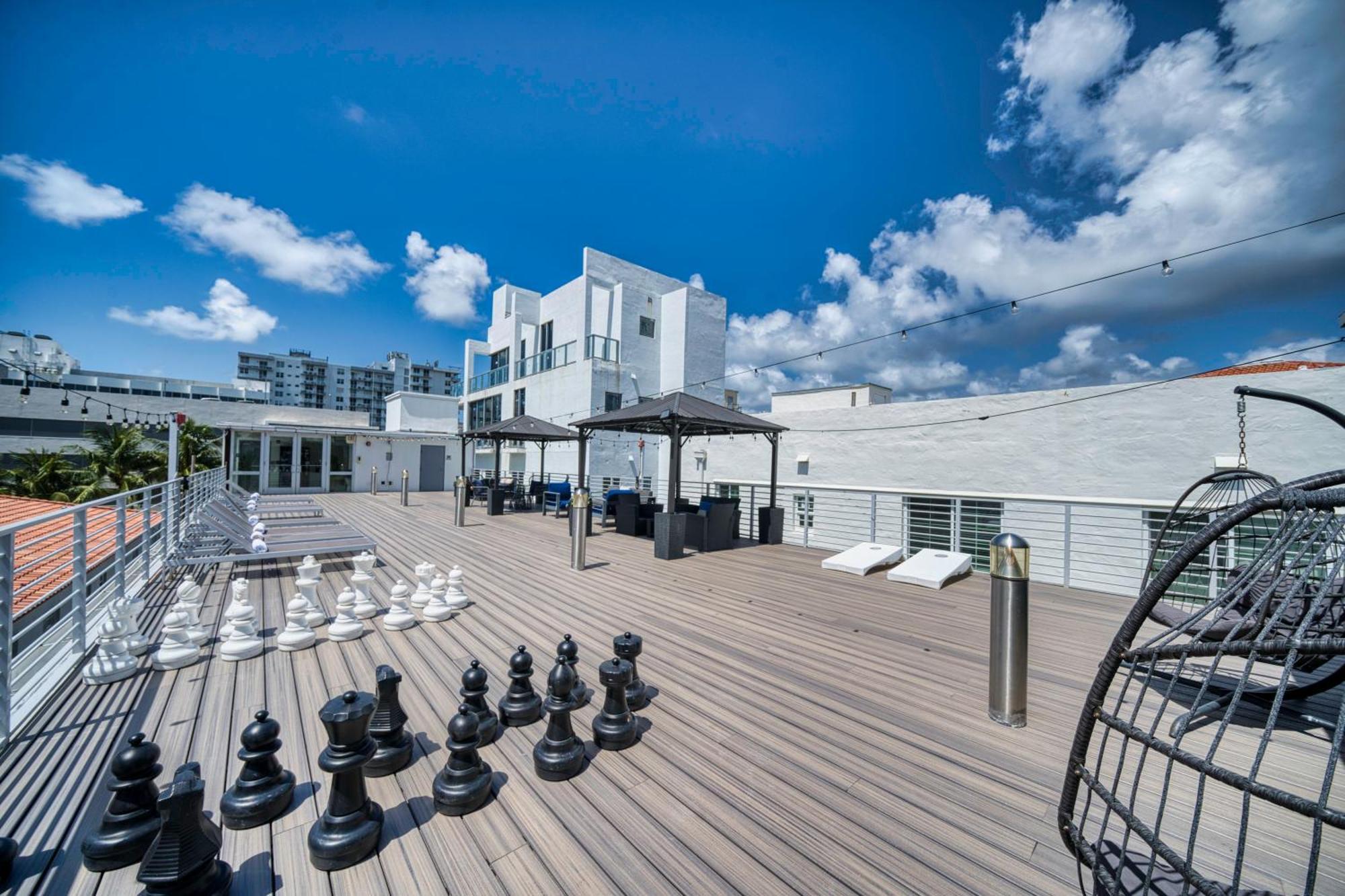 The Samantha By Lowkl Miami Beach Bagian luar foto